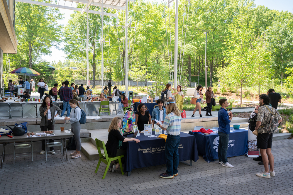 Georgia Tech students near Tech Green