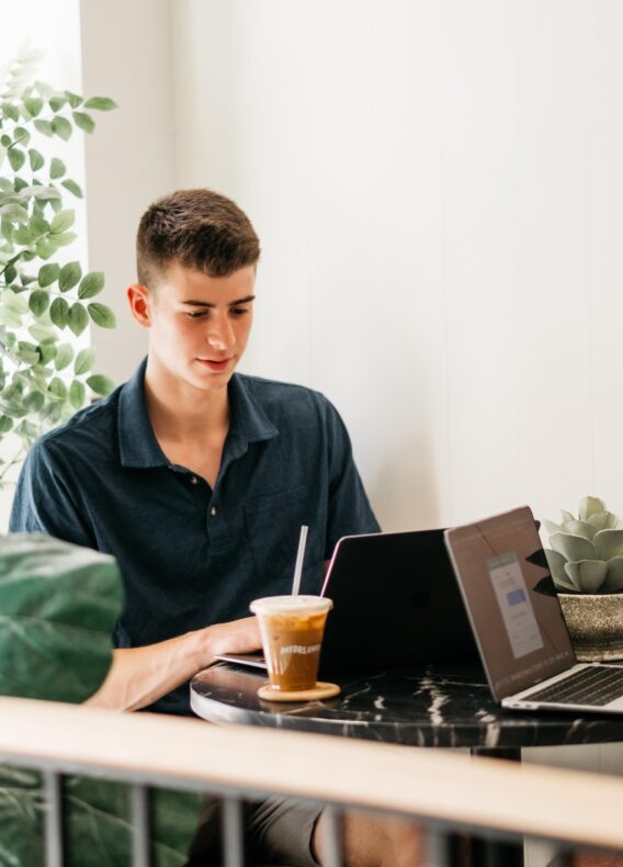 Guy in a Cafe with Daydreamer