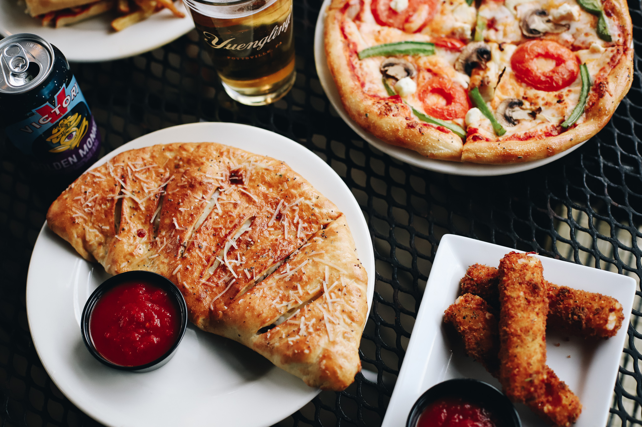 Happy hour at Rocky Mountain Pizza.