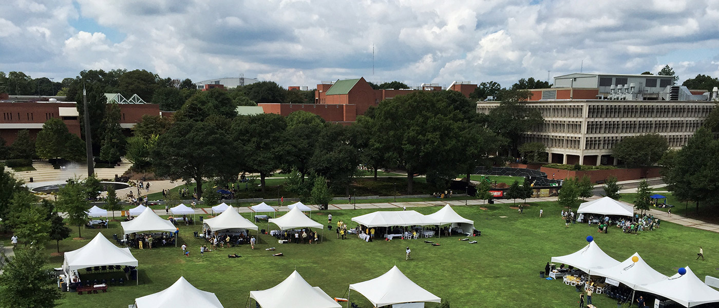 Tech Green tailgate