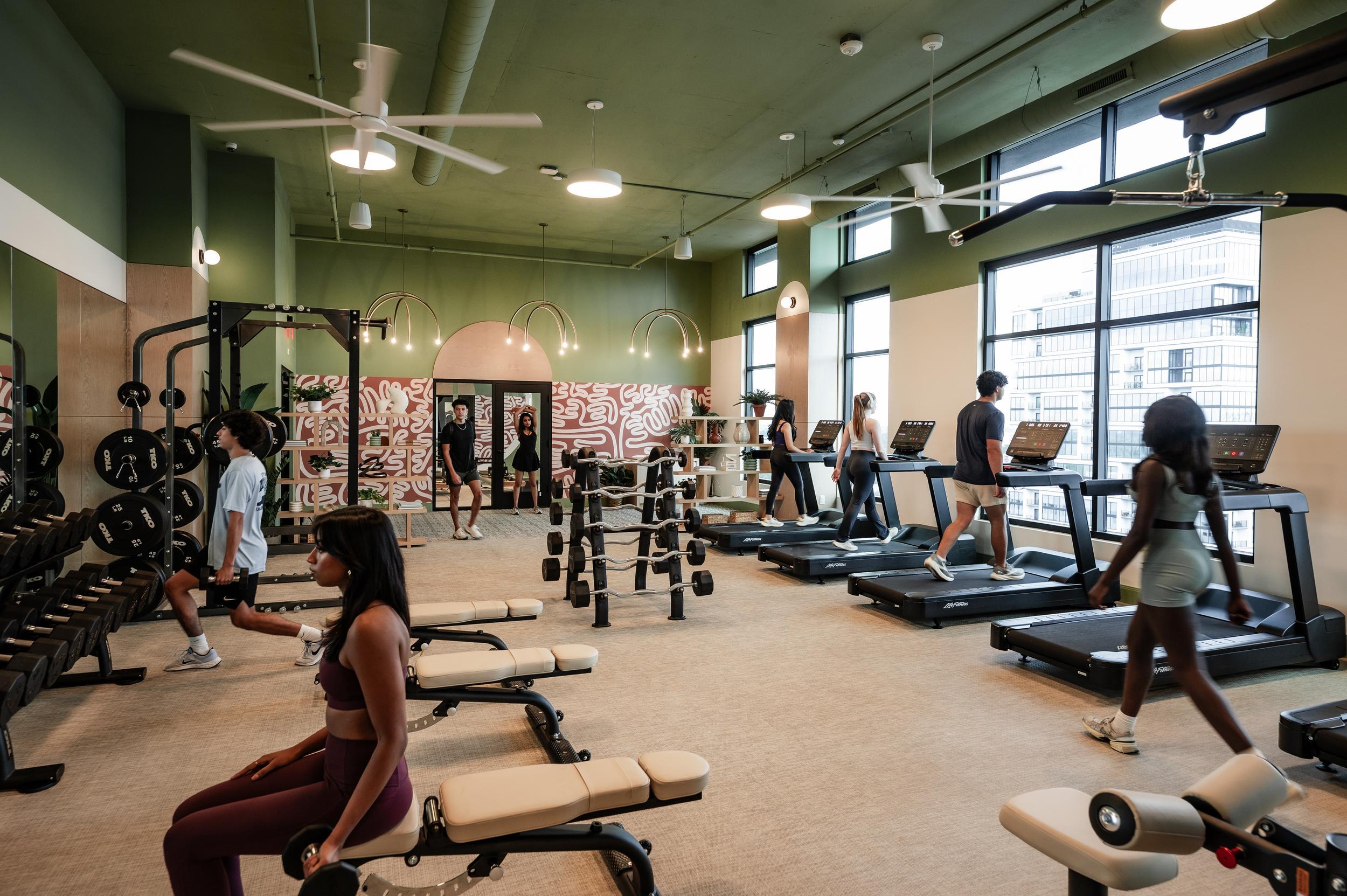 Rambler Atlanta’s comprehensive fitness center comes complete with free weights, strength machines and a squat rack.